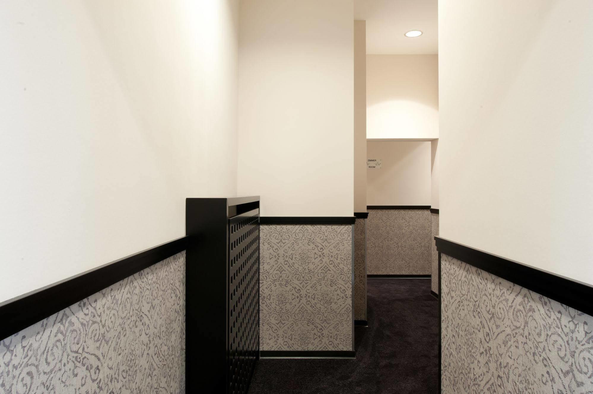 Hotel Topas Frankfurt City Франкфурт-на-Майне Экстерьер фото