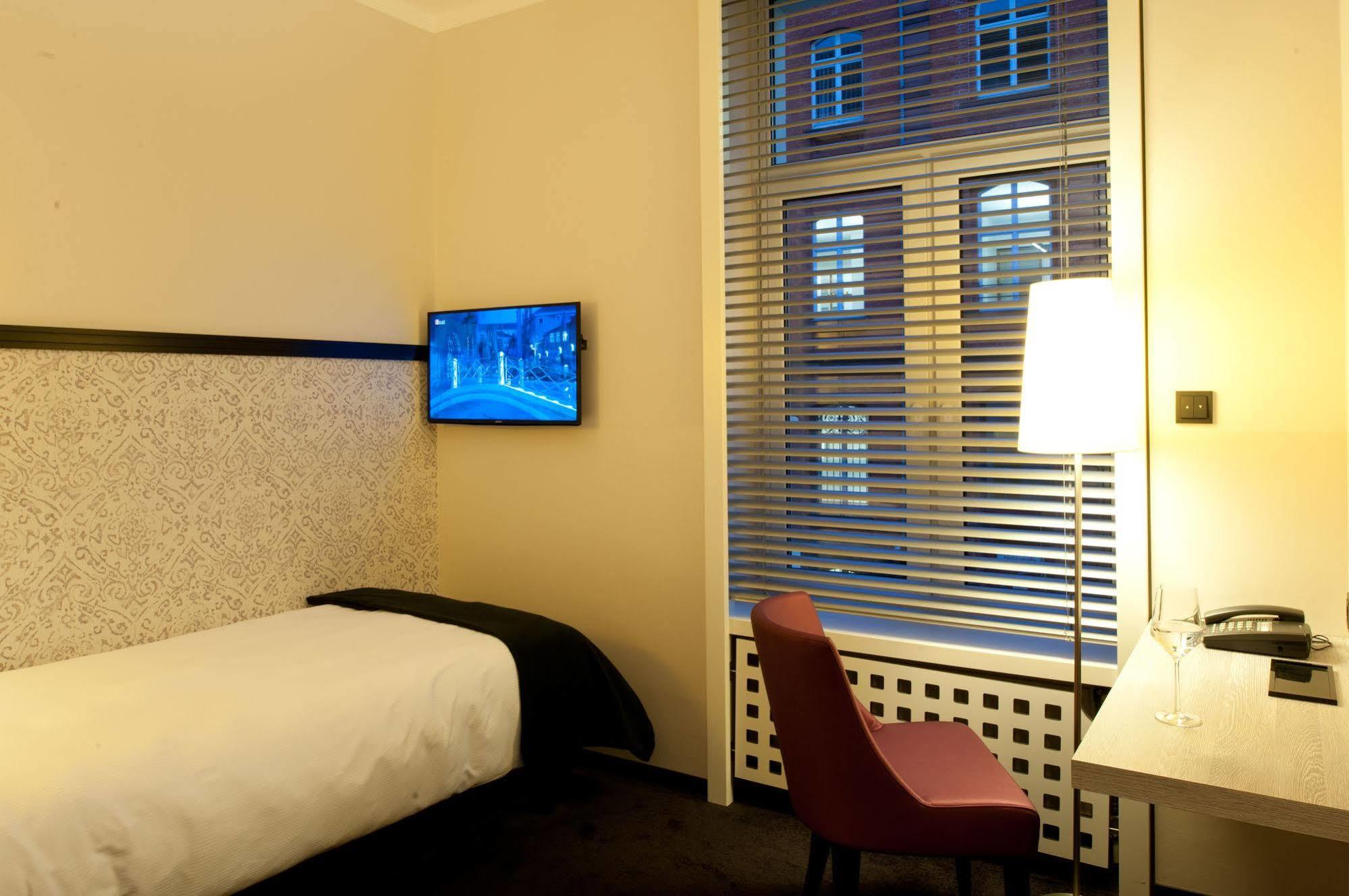 Hotel Topas Frankfurt City Франкфурт-на-Майне Экстерьер фото